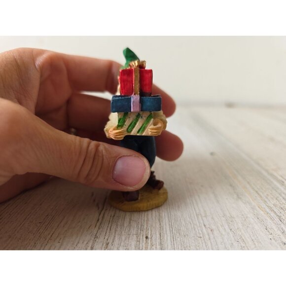 Vintage elf present figurine village Xmas decor unique - Picture 6 of 8